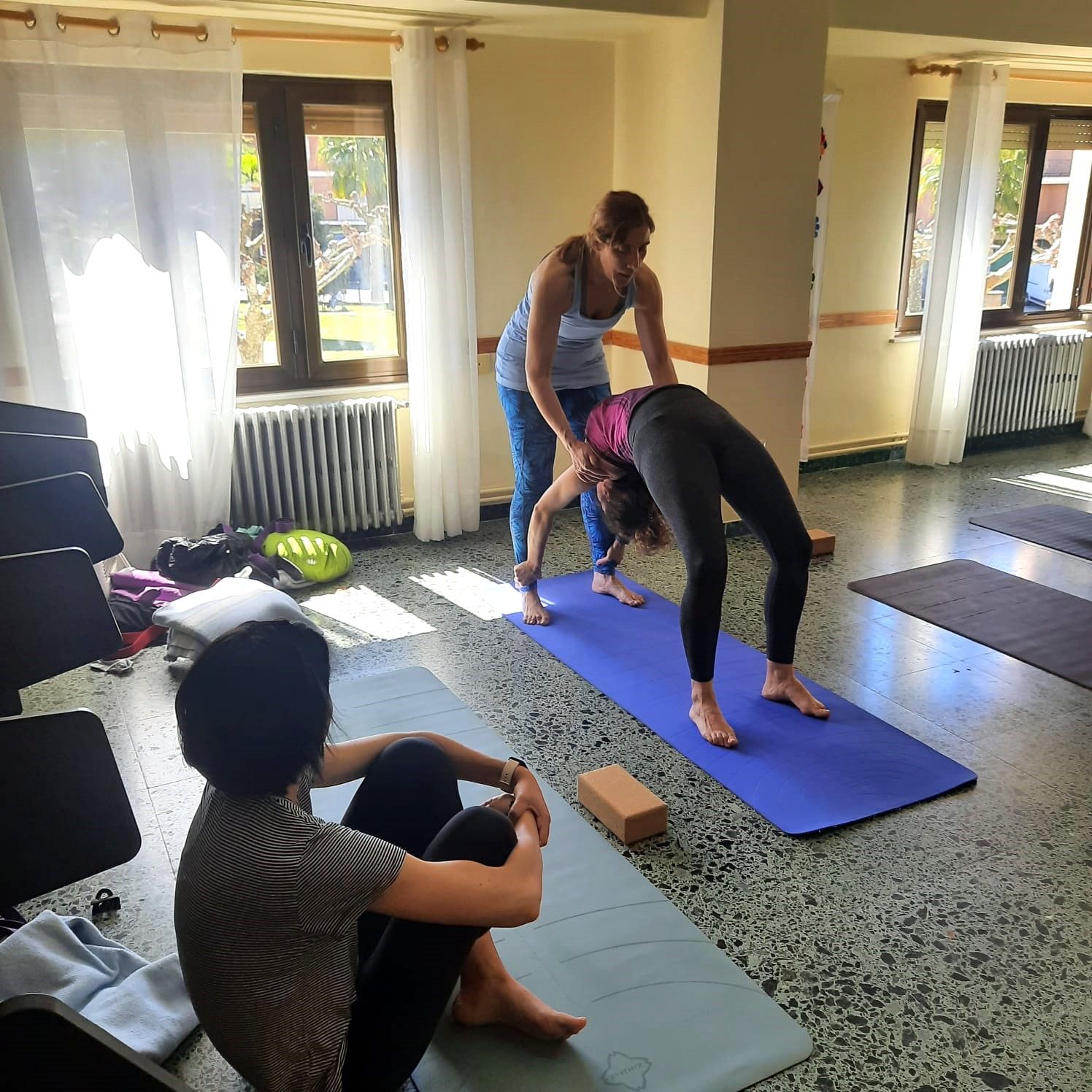 Clases de Yoga en el Retiro Madrid - Yoga Jathara
